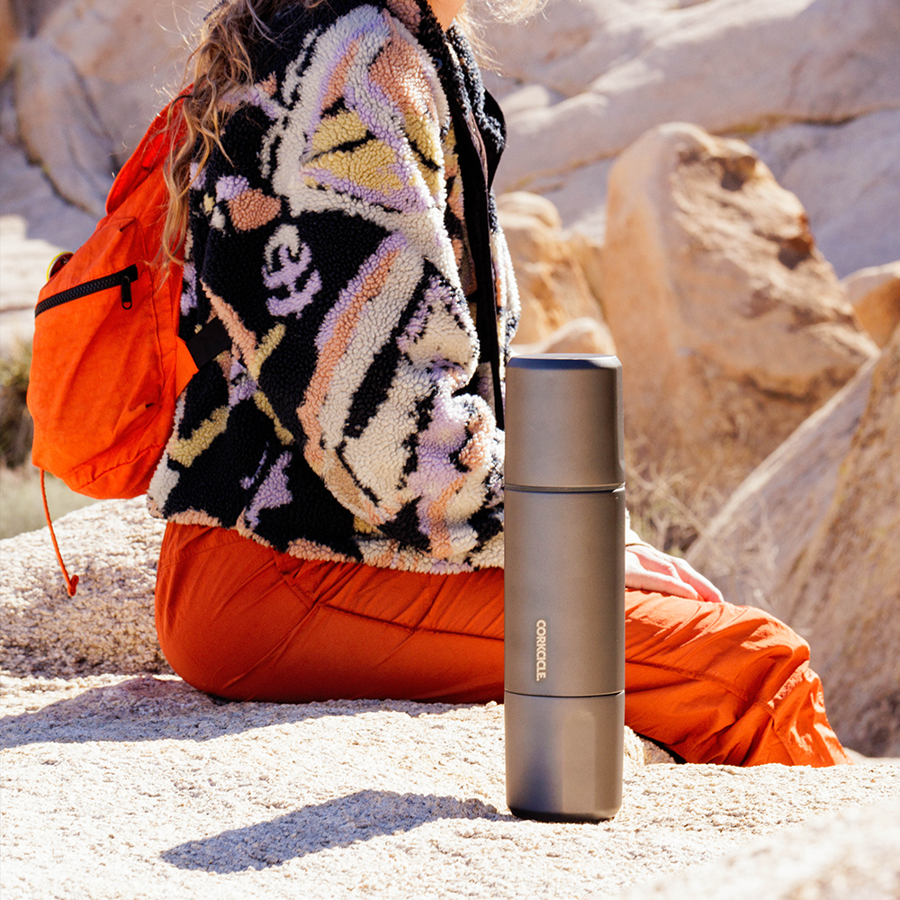 traveler-j9 Traveler_Lifestyle_2.png